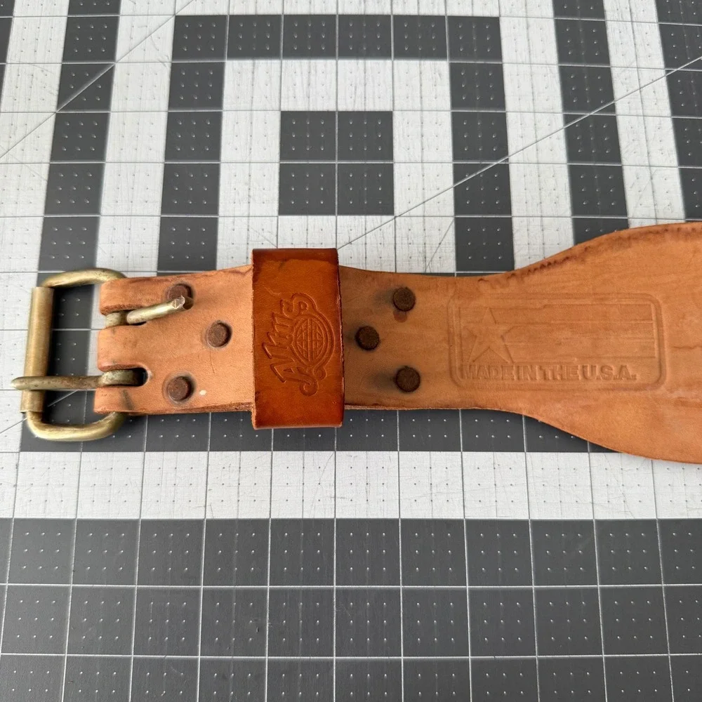 Altus Leather Weightlifting Belt Double Prong Powerlifting Medium‎ 28